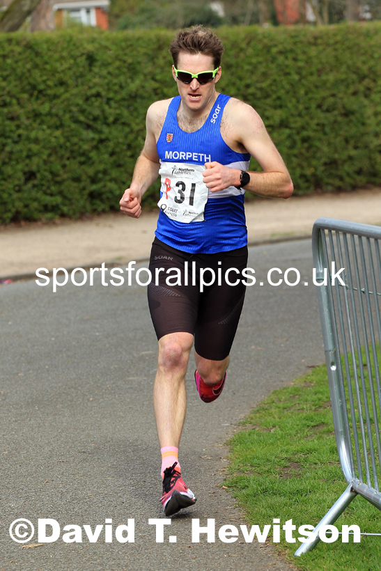 Senior Mens Northern 12 Stage Road Relay, 2022 Northern 12 and 6 Stage Road Relays,  Birkenhead Park, Birkenhead, Wirral.  Photo: David T. Hewitson/Sports for All Pics
